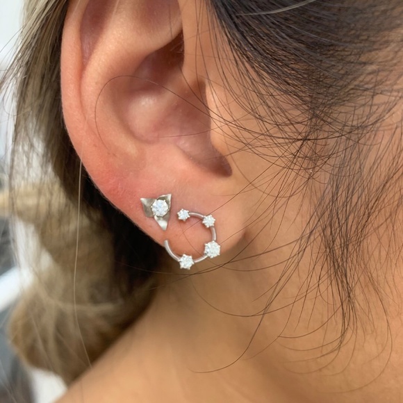 💖SOLD💖 Sophie 18k gold 0.2 tcw diamond earrings F/G VS2 - Picture 3 of 7